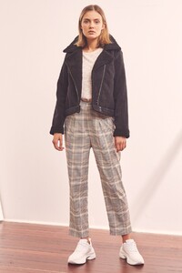 40190364_outbound_jacket_001_black_1-125s_43951-edit_copy.jpg