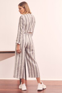 40190369_5_guide_stripe_top_413_navy_w_ivory40190328_5_guide_stripe_pant_413_navy_w_ivory_g_43674_copy.jpg