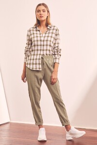 40190377_6_composure_tartan_shirt_304_white_w_green_40190344_intercity_pant_285_sage_g_42355.jpg