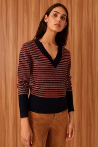 40190445_cityscape_pant_104_tan_40190465_publication_knit_422_navy_w_red_sh_0135_1.jpg