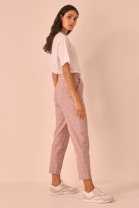 40190478_2_installation_check_pant_634_dusty_pink_40190453_6_futurism_t_shirt_101_white_sh_1544_1.jpg