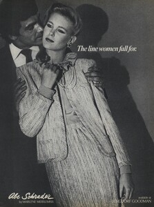 55816627_VOGUEUSFeb198101.thumb.jpg.4c4af4187ce7e606584084617bc4d48d.jpg