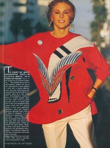 561456226_VOGUEUSDec197907.thumb.jpg.00a4114144621edab696b8c9311d7897.jpg