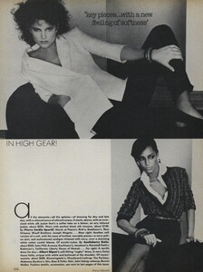 565371477_VOGUEUSFeb198105.thumb.jpg.967f1d23d7c920a6acb09954311f79e6.jpg