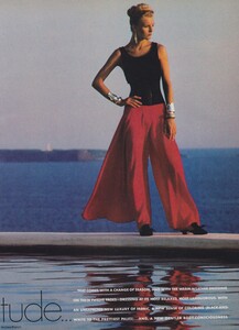 582112323_VOGUEUSNov198502.thumb.jpg.82b275c1c4cd57fc391cda4455126401.jpg