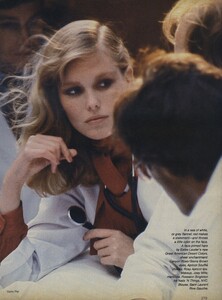 62734552_VOGUEUSFeb198107.thumb.jpg.d93862f0be130b78ef9dda91e5097bcb.jpg