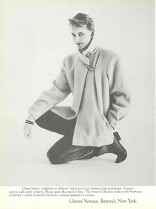 811166992_VOGUEUSSept198001.thumb.jpg.c13c04fd777d6381b8c46d02948314f9.jpg