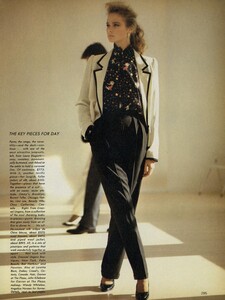 861656936_VOGUEUSMar198107.thumb.jpg.fcc6848e25d1506cdc335f43b446f0ef.jpg