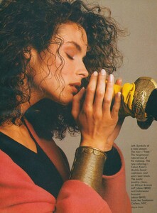 910837290_VOGUEUSJul198702.thumb.jpg.a7505a48d92d3c1b45d4d46b958f0996.jpg