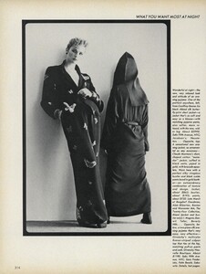 970563867_VOGUEUSMar198102.thumb.jpg.261df5cf2da3e1d9684c188e80ff22dc.jpg