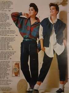 VTG-9-pgs-CINDY-CdRAWFORD-Sears-modelling-ads-_57 (1).jpg