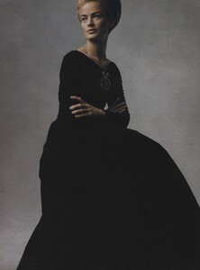 Absolute_Couture_Meisel_US_Vogue_October_1998_12.thumb.jpg.5d400e953c179fd3fe03cb9afca072ff.jpg