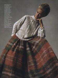 Absolute_Couture_Meisel_US_Vogue_October_1998_14.thumb.jpg.14224b4d075a607abd21e657bf7a61bb.jpg