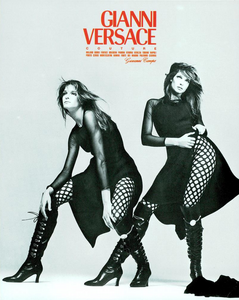 Avedon_Versace_Fall_Winter_93_94_02.thumb.png.0b38211f431dbdd36ae0648b3912992e.png