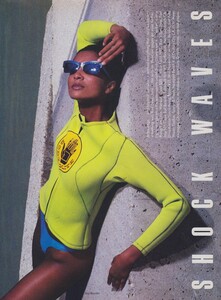 Bourdin_US_Vogue_November_1986_02.thumb.jpg.df7338cc7c0f7f983c23c678e79a44fb.jpg