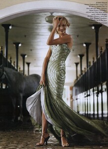 CD_Meisel_US_Vogue_October_1997_02.thumb.jpg.905ab8219387da5e17e6f6ef592161fa.jpg