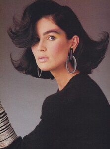 Color_Blanch_US_Vogue_September_1985_02.thumb.jpg.c94c014291a7b9db16ac6c0d11f6fe3b.jpg