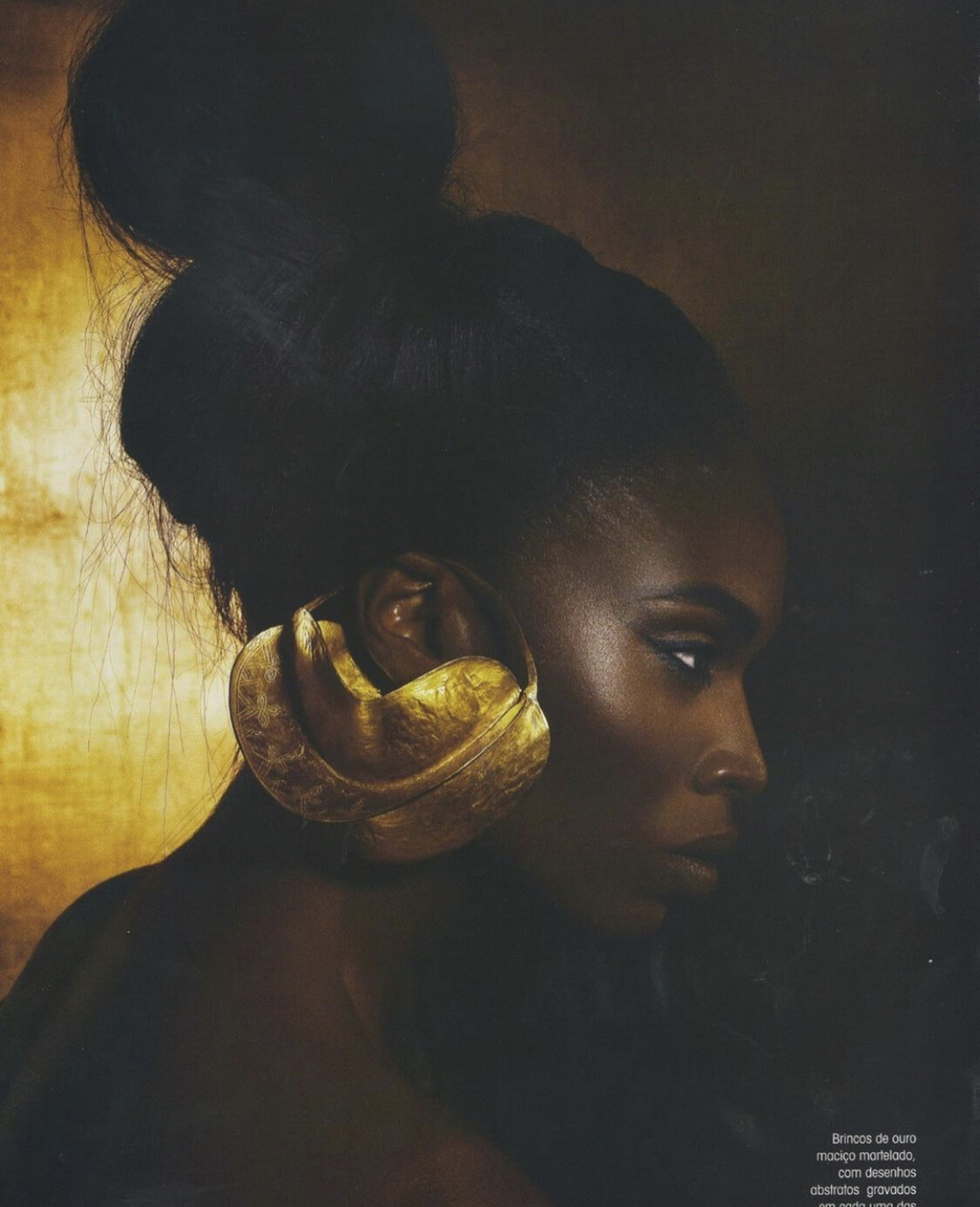 Чернокожая дама. Африканские девушки. Портрет африканской женщины. Темнокожая девушка в профиль. Красивые африканские девушки.