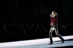 DSquared2-Menswear-FW20-Milan-43146-1578684847.thumb.jpg.700c0fcb0095e1bfe1fc0895a7308be0.jpg
