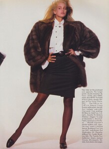 Daytime_Boman_US_Vogue_October_1986_10.thumb.jpg.39e5832cd33847d96d779cc3787ec023.jpg