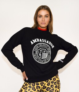 FW20D2AUBAmbassadorSweatshirt-6437_20da03cc-94a8-48aa-a4c9-0c9abbeb3924.thumb.jpg.71d739a5bf2d3edda6beb2b7162ef1bc.jpg