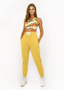 FW20D2AUBCamoStyled3Sweats-5332_c932bcd0-2587-4fa9-bc12-f6588bdf2e58.thumb.jpg.d891625024306c06436ca4126f680ce4.jpg