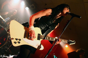 HALESTORM-halestorm-16762707-864-576.jpg