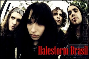 Halestorm-halestorm-17071396-584-390.jpg