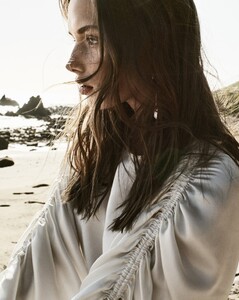Harpers_Bazaar_5-819x1024.jpg