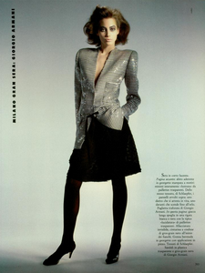Hiro_Vogue_Italia_March_1986_01_04.thumb.png.a0e7e4bce07e92e37e693db06f27f5bf.png