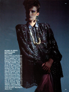 Hiro_Vogue_Italia_September_1984_02_02.thumb.png.526174a2954c1cce3cf23406a0ba17dd.png