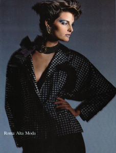 Hiro_Vogue_Italia_September_1984_02_03.thumb.png.fca6a85b5b6dec2a34000b532b8a111b.png