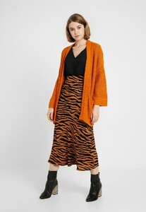 JY121I09T-O11@9.jpg