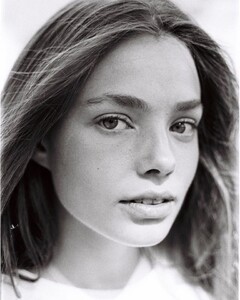 Kristine-Froseth-by-Richard-Eriksen-2.jpg