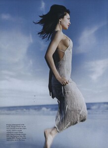 LA_Times_Comte_US_Vogue_February_1998_05.thumb.jpg.840c9ac73e08bc22e837aeb4200bfb8f.jpg