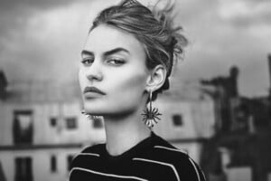 Lena-Simonne-by-Vincent-Binant-4.thumb.jpg.f9844a7b580ab027eaca62c03efcc63f.jpg