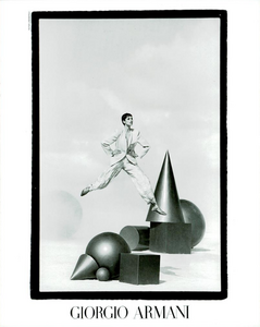 Lindbergh_Giorgio_Armani_Spring_Summer_1993_07.thumb.png.8f416121066c965a7553aef62d347271.png