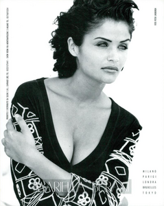 Lindbergh_Mariella_Burani_Spring_Summer_1993.thumb.png.1ef25bbfba249e24187b2d324e5c2d89.png