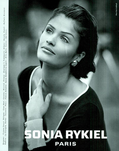 Lindbergh_Sonia_Rykiel_Spring_Summer_1993.thumb.png.762923e11cac45bedad4553f132d2c38.png