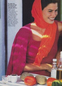 Lindbergh_US_Vogue_December_1988_09.thumb.jpg.9b3ecc9d310253c7c2217e9bf17c8716.jpg