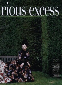 Lindbergh_US_Vogue_October_1997_02.thumb.jpg.2dbbcb6d3e9ae42e9749264d3b370ffd.jpg