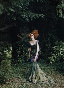 Lindbergh_US_Vogue_October_1997_04.thumb.jpg.54a77d0c17f118c0d12e7e1c3cc20ea0.jpg