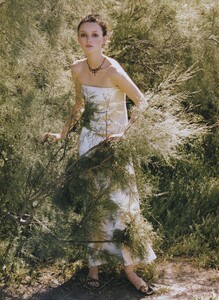 Lindbergh_US_Vogue_October_1998_05.thumb.jpg.f5d80206f17b37fb6ec377792c23f660.jpg