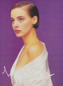 Mapplethorpe_US_Vogue_December_1988_02.thumb.jpg.a6f8be4f4c4491bce49401b4a8a5c22a.jpg