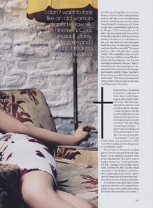 McDean_US_Vogue_March_2004_04.thumb.jpg.770eaed5f55ceff2bbcf7d8887c7c61e.jpg