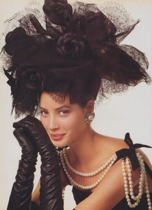 Meisel_US_Vogue_November_1986_01.thumb.jpg.e03e34f3ce03717d51ba88cda79ef958.jpg