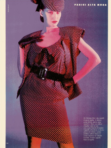 Pomeriggio_Bailey_Vogue_Italia_March_1986_01_09.thumb.png.40cf2e8ca2ccd42f420301805f49f52c.png