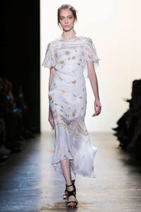 Prabal-Gurung-Ready-To-Wear-Fall-Winter-2016-New-York-5187-1455478816.thumb.jpg.8d41f82eb5490a98bbe0dddf06b31d92.jpg
