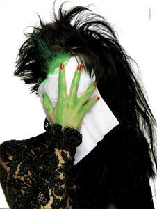 Rivoluzionata_Bailey_Vogue_Italia_September_1984_02_06.thumb.png.2395d15e14ba1aa85d21ac4d5121d50b.png