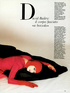 Sei_Omaggi_Bailey_Vogue_Italia_September_1984_02_02.thumb.png.2a865c003d6f4896b9880321d09b4702.png